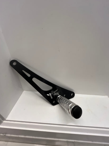 black Ultra Bee footlock bracket