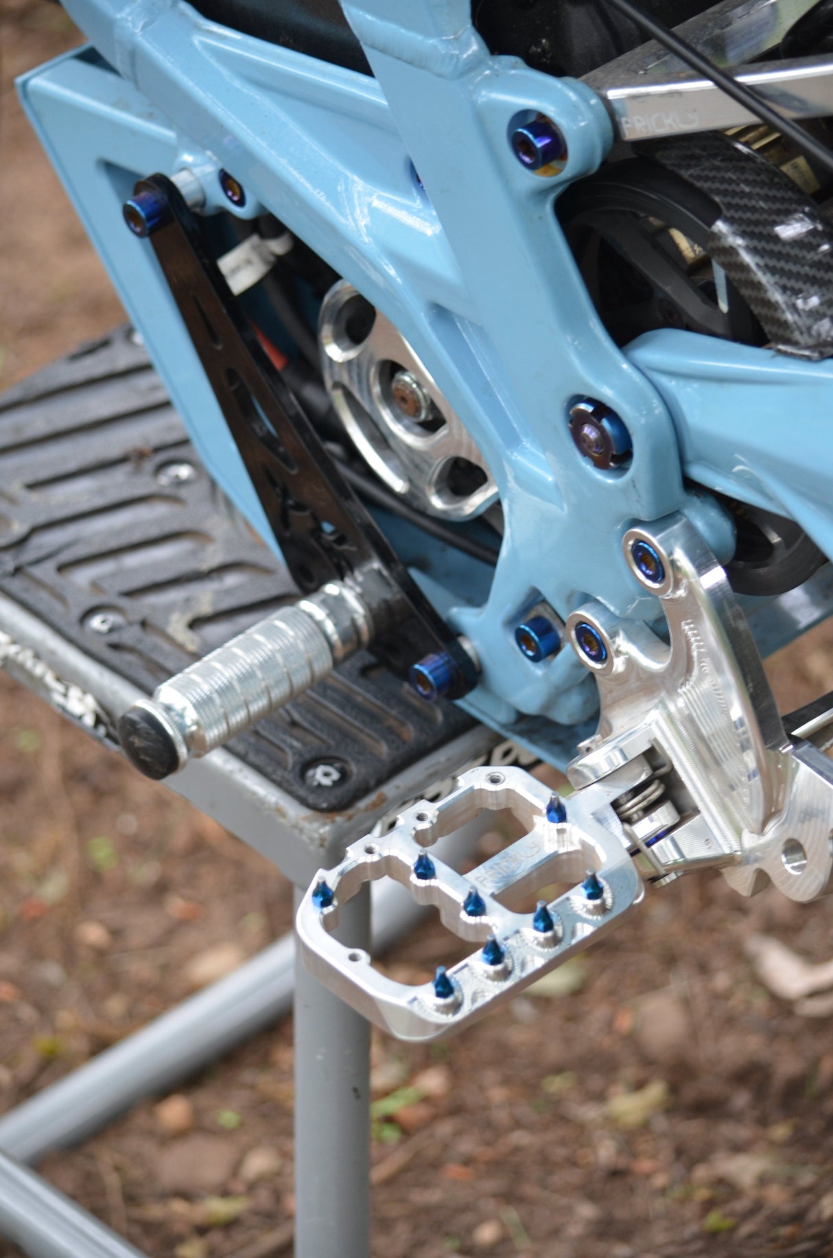 TG Racing Surron LBX Shift Lock & Bracket Kit