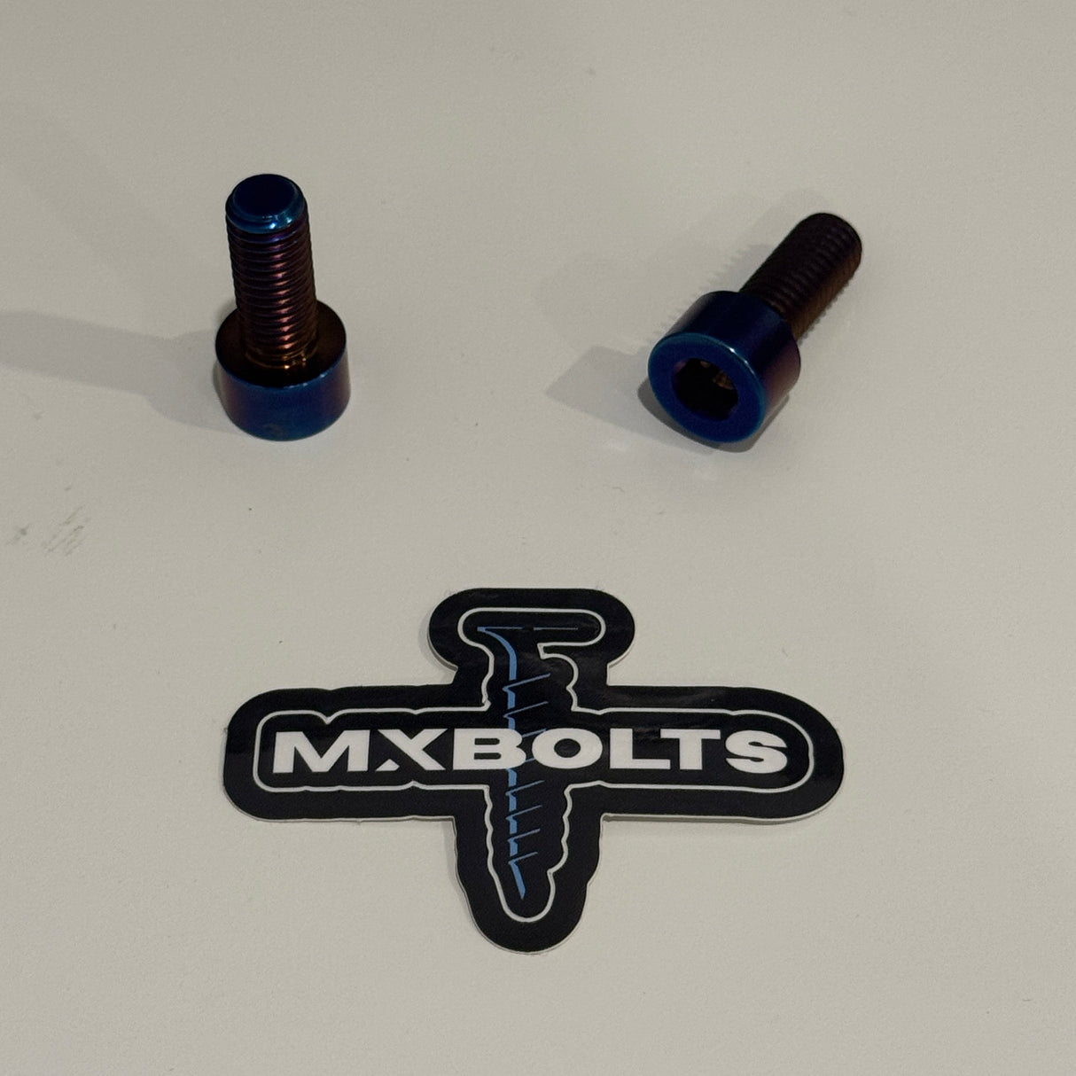 MxBolts Titanium LBX Triangle Bolt (Set of 2)
