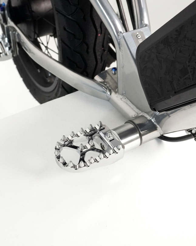 Chrome ebike peg kit installed on macfox
