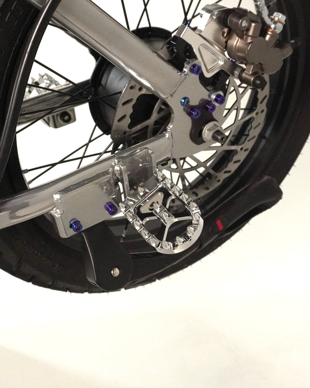 Chrome passenger pegs for super 73